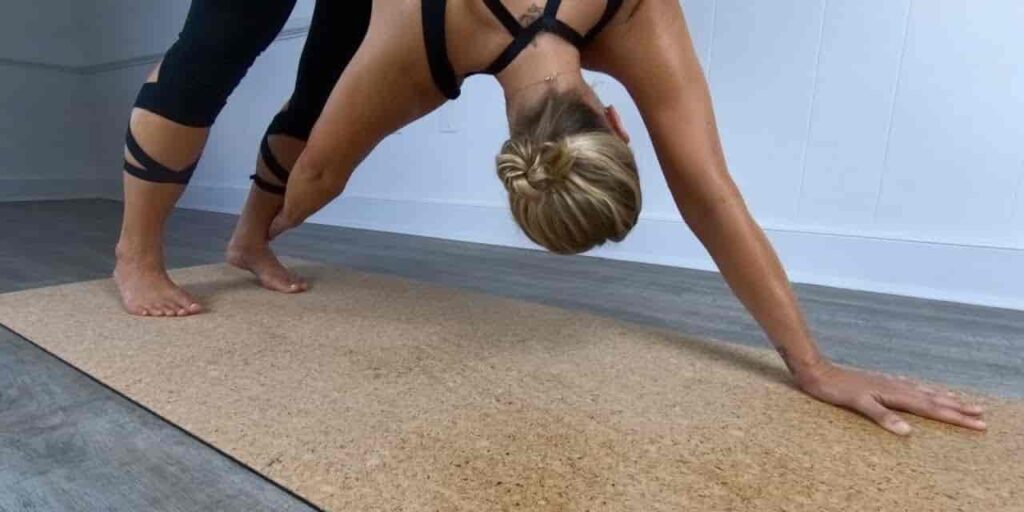 How to Clean Cork Yoga Mat 3